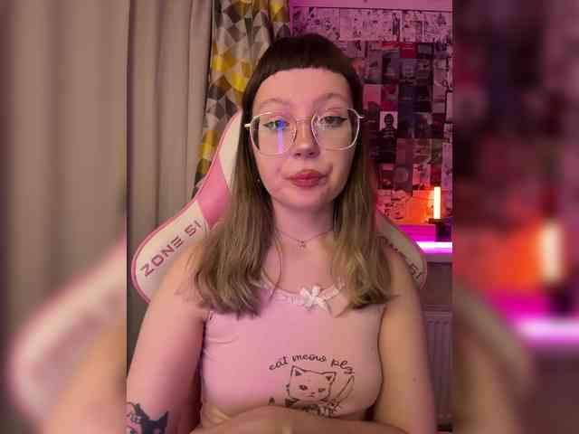 henby_streams webcam