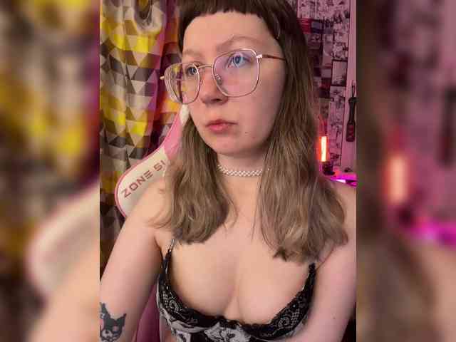 henby_streams webcam