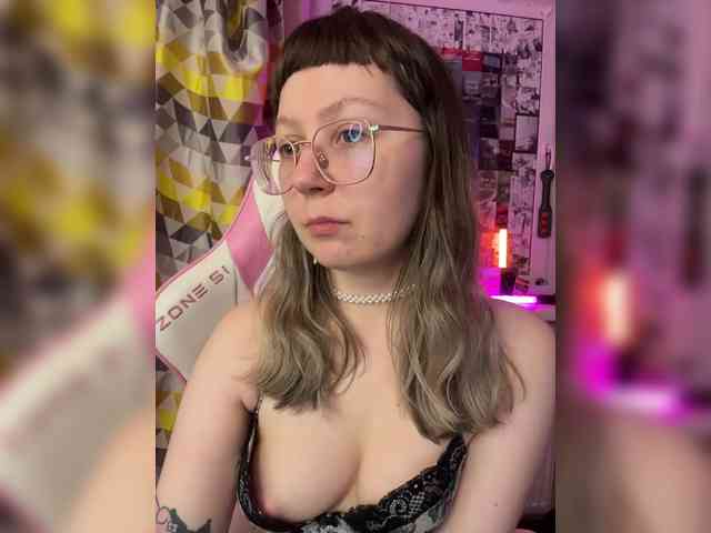 henby_streams webcam