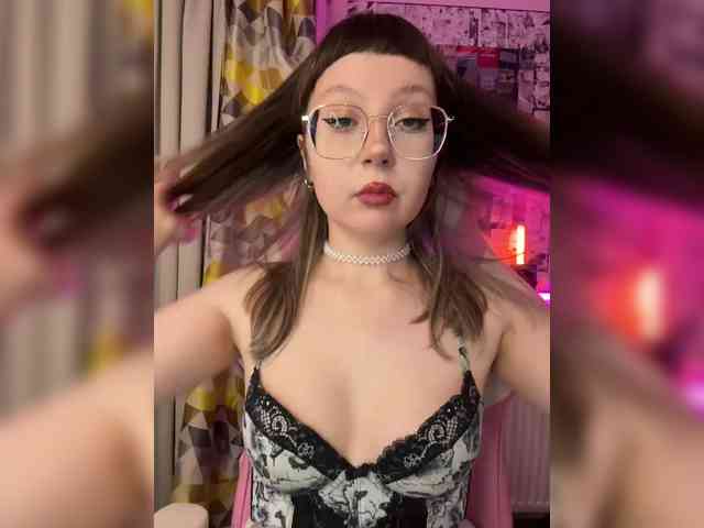 henby_streams webcam