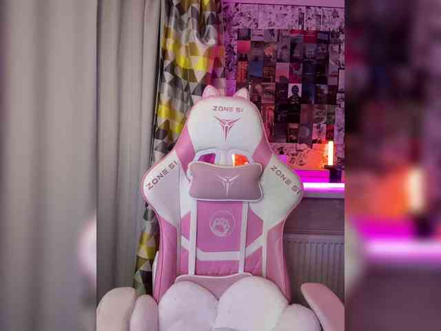 henby_streams webcam