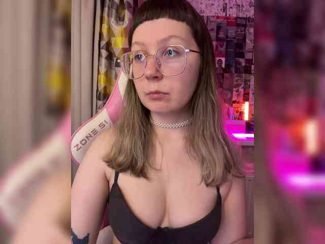henby_streams webcam