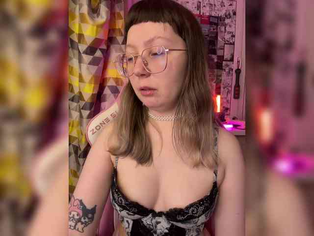 henby_streams webcam