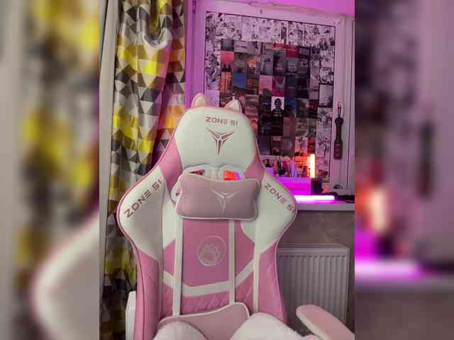 henby_streams webcam