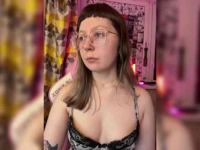 henby_streams webcam