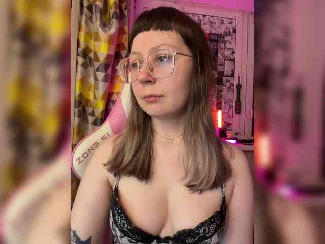 henby_streams webcam