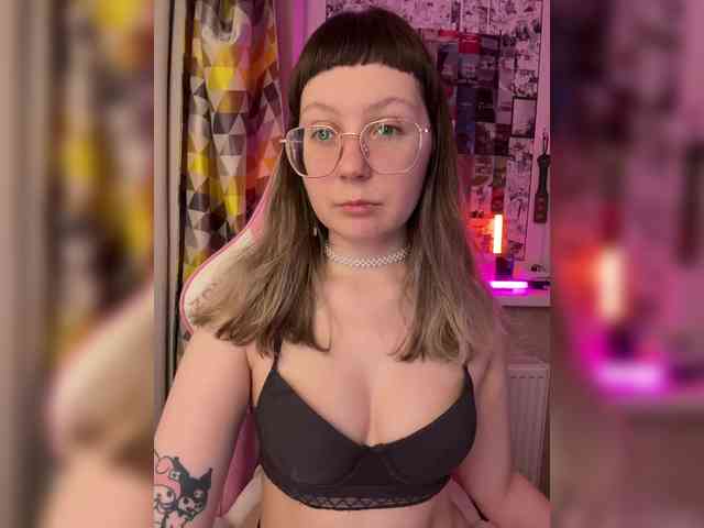 henby_streams webcam