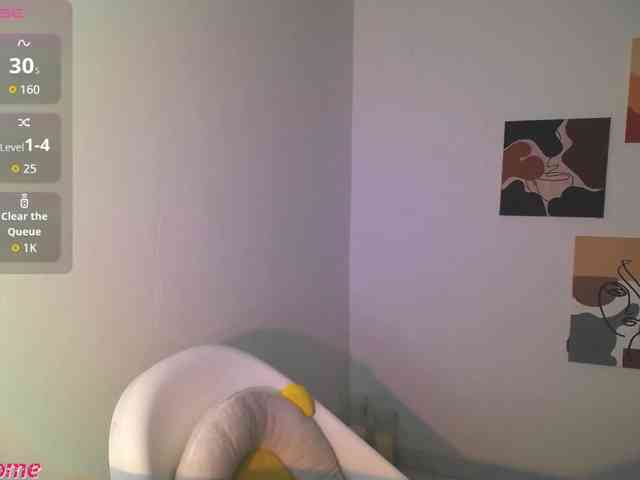 Zoebolton1 webcam