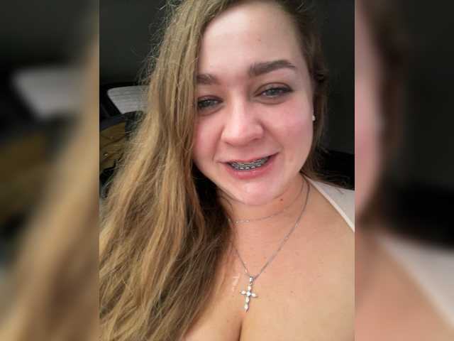 Accedi alla chat con il nickname Bonne-Aurore Bonne-Aurore