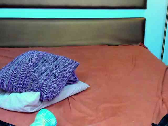 AlexissNight webcam