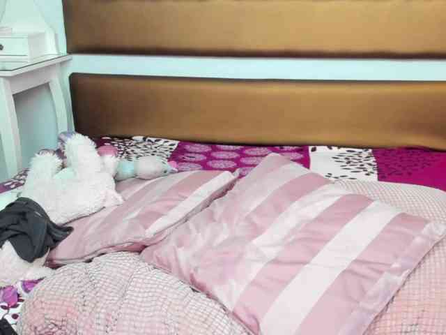 AlexissNight webcam