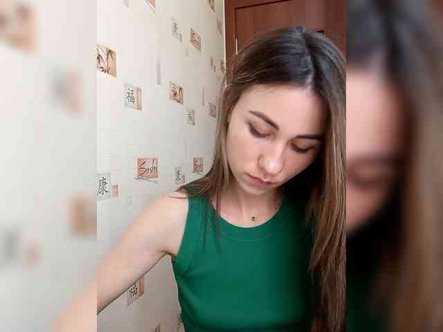 -Feral-Berry- webcam