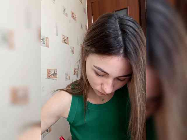 -Feral-Berry- webcam