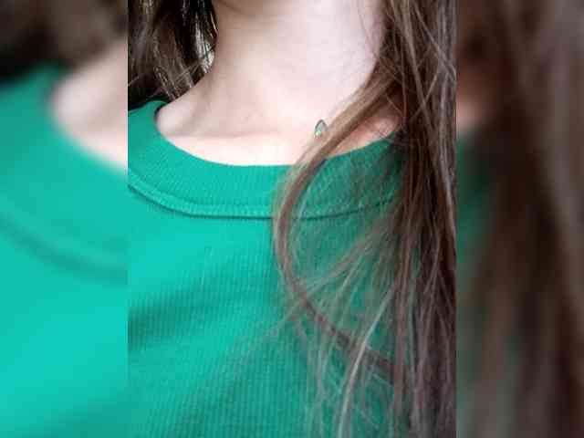 -Feral-Berry- webcam