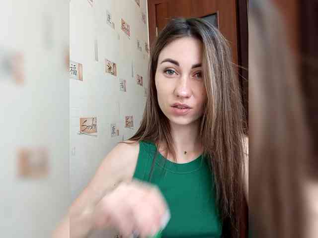 -Feral-Berry- webcam