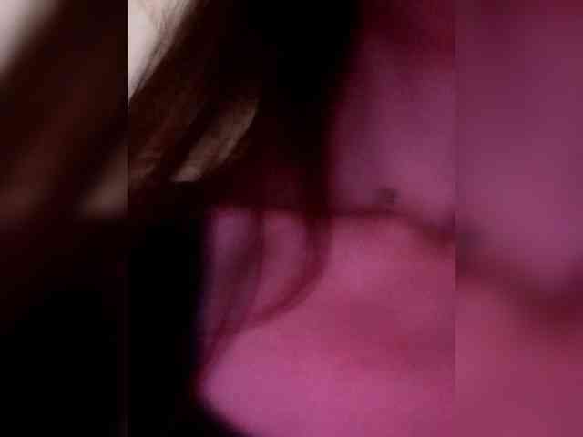 -Feral-Berry- webcam