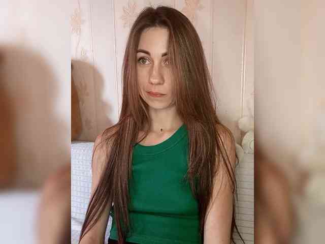 -Feral-Berry- webcam