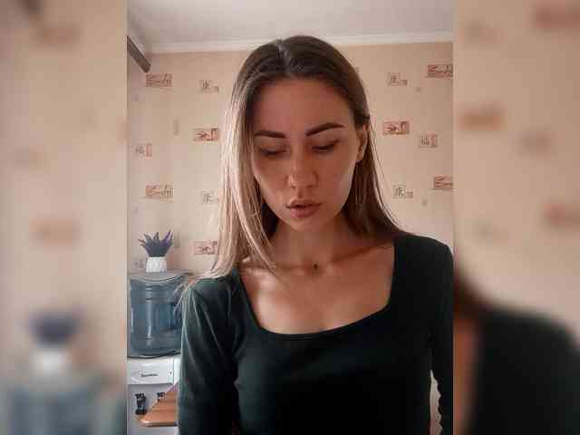 -Feral-Berry- webcam