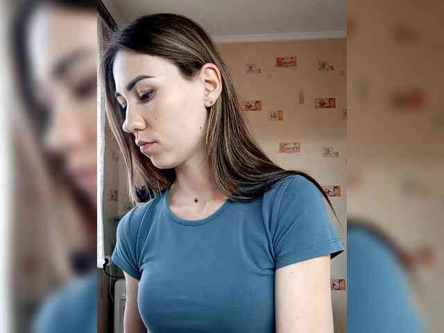 -Feral-Berry- webcam