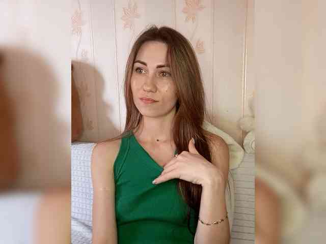 -Feral-Berry- webcam