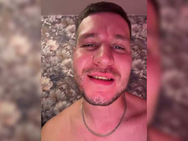 Entrez le videochat erotique avec le
modèle SvParochka SvParochka