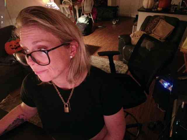 Aliceliddell710 webcam
