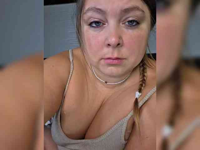FLUFFY_BEAUTY webcam