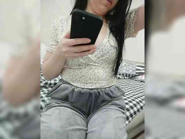 Valeria777161 webcam