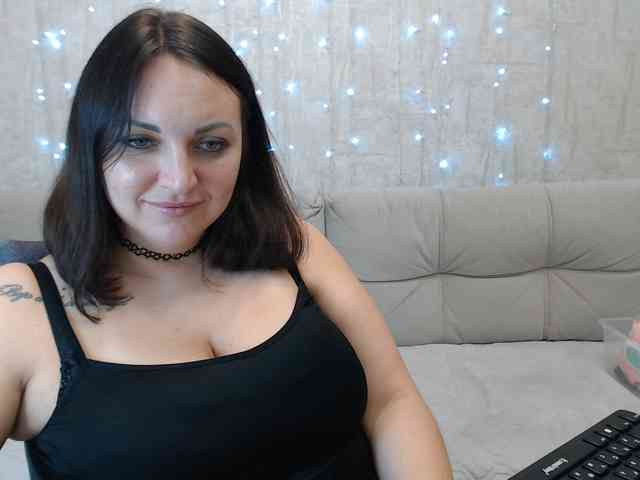 JenniferTheChic webcam