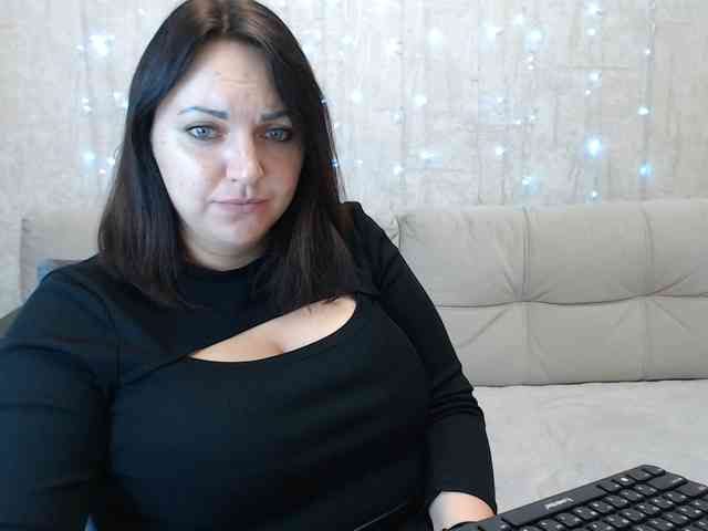 JenniferTheChic webcam