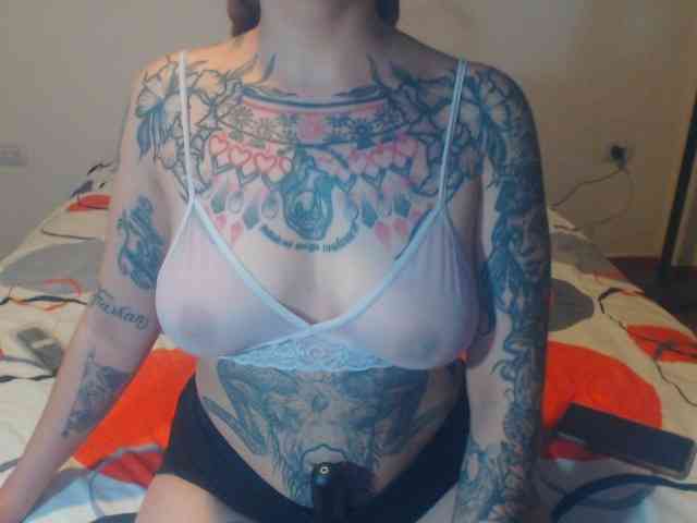 Lucy_tattoodreams webcam