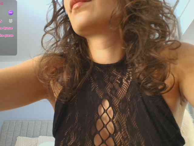 Anna-Lewis webcam