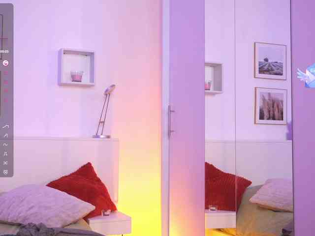 l1ttle-kiki webcam