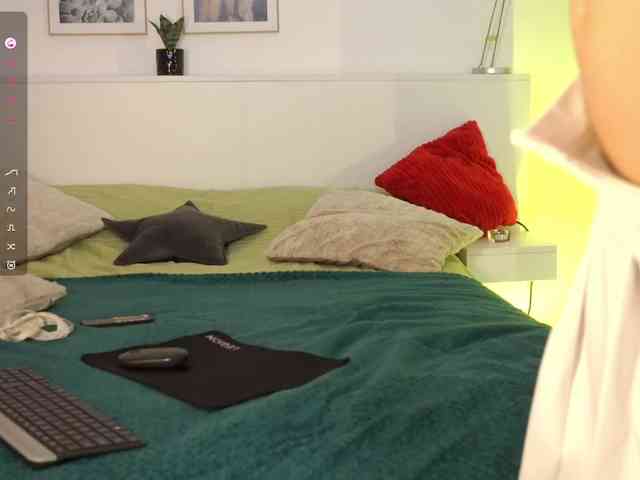 l1ttle-kiki webcam