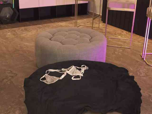 RoseFerrera webcam