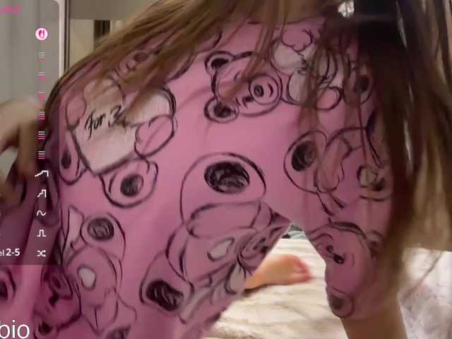 Vai a chattare su tinykisa tinykisa