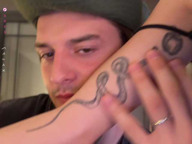 Gratis Live Sexcam mit elisonni elisonni