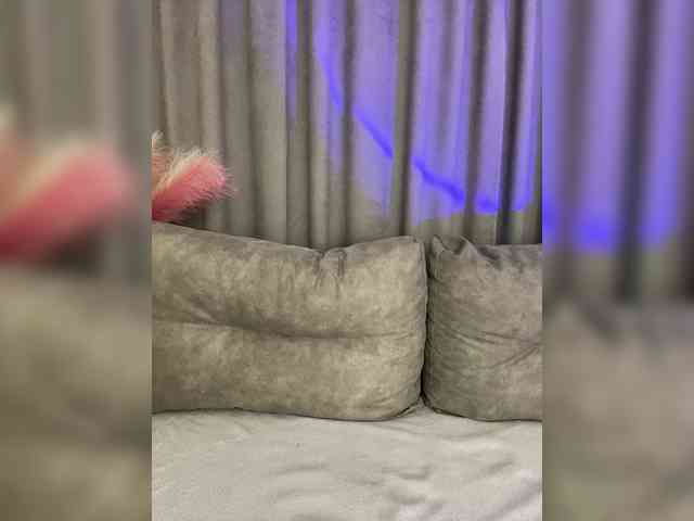 _EUPHORIAA_ webcam