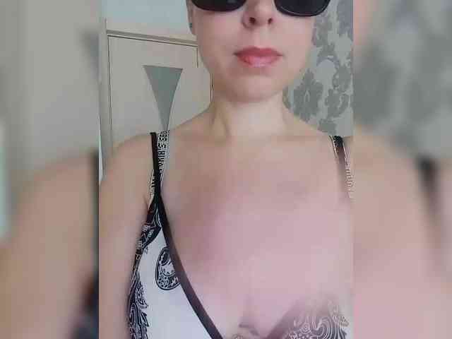 Dashulya666 webcam