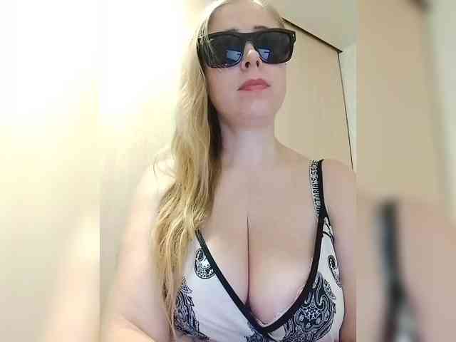 Dashulya666 webcam