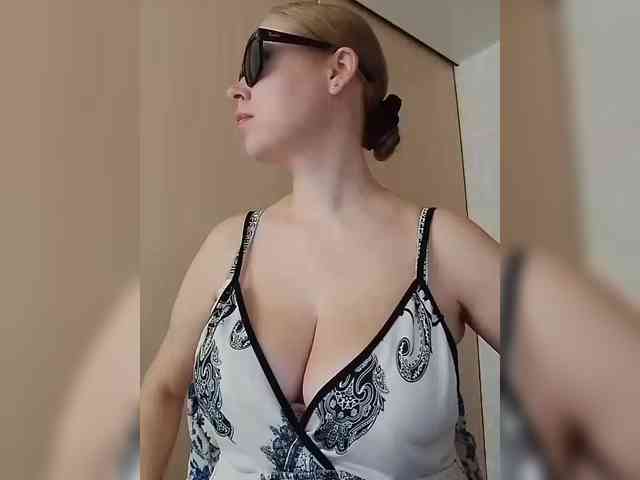 Dashulya666 webcam