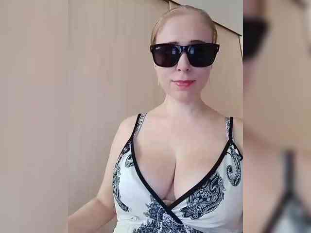 Dashulya666 webcam