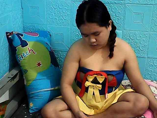 ShailaJeen webcam