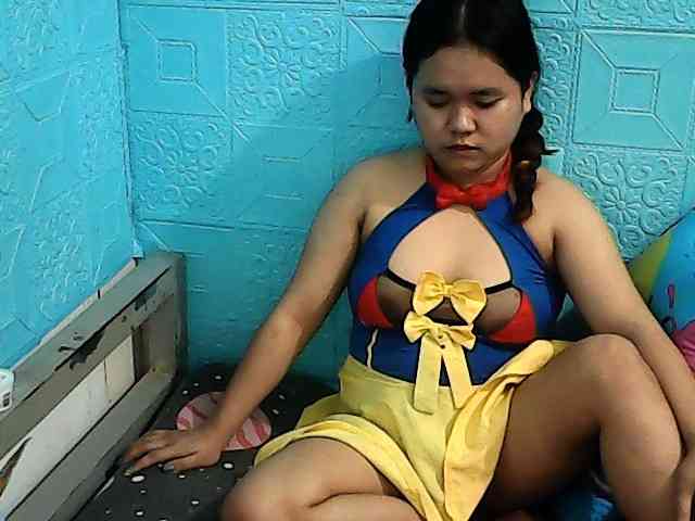 ShailaJeen webcam