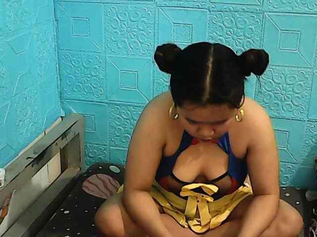 ShailaJeen webcam