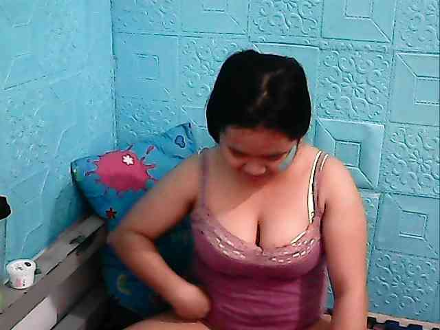 ShailaJeen webcam