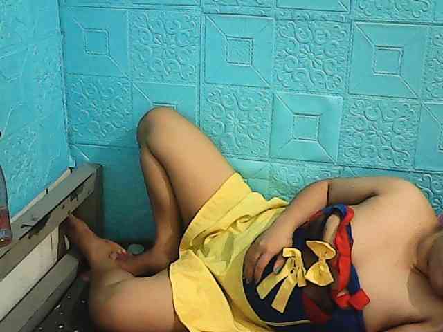 ShailaJeen webcam