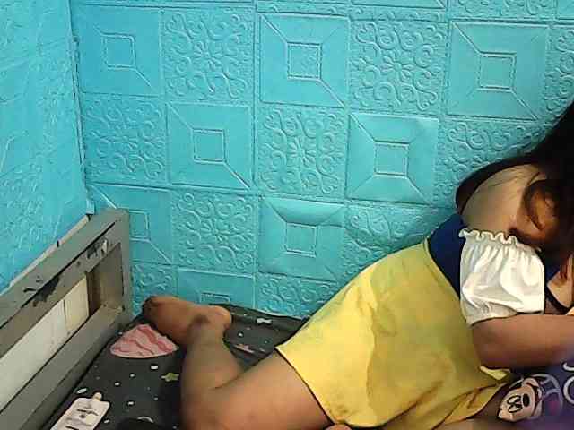ShailaJeen webcam