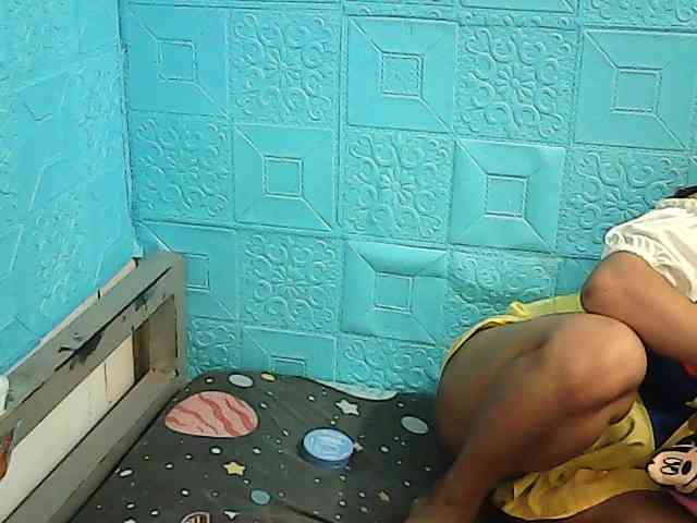 ShailaJeen webcam