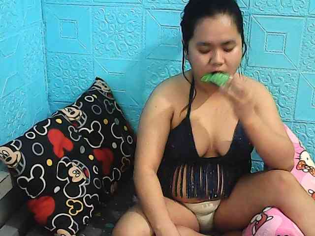 ShailaJeen webcam
